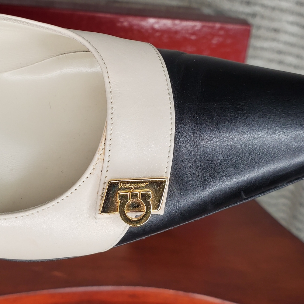 Salvatore Ferragamo Heels - Picture 8 of 16